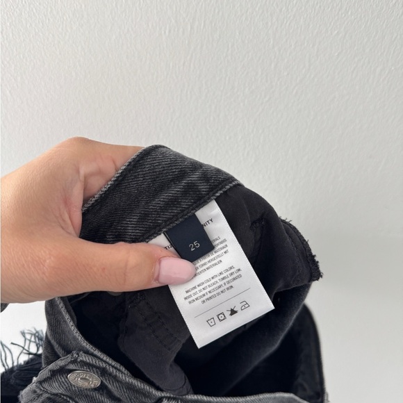 CITIZENS OF HUMANITY NWT Camilla Dark Gray Shorts 25 - Picture 8 of 8
